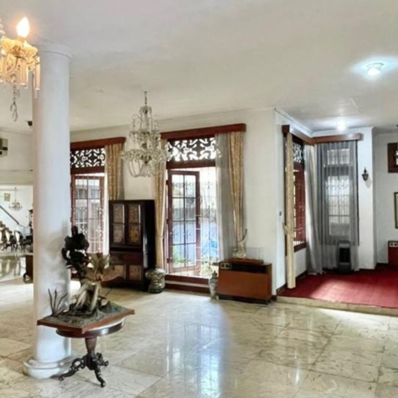JL.MALUKU--SPACIOUS SPACE
