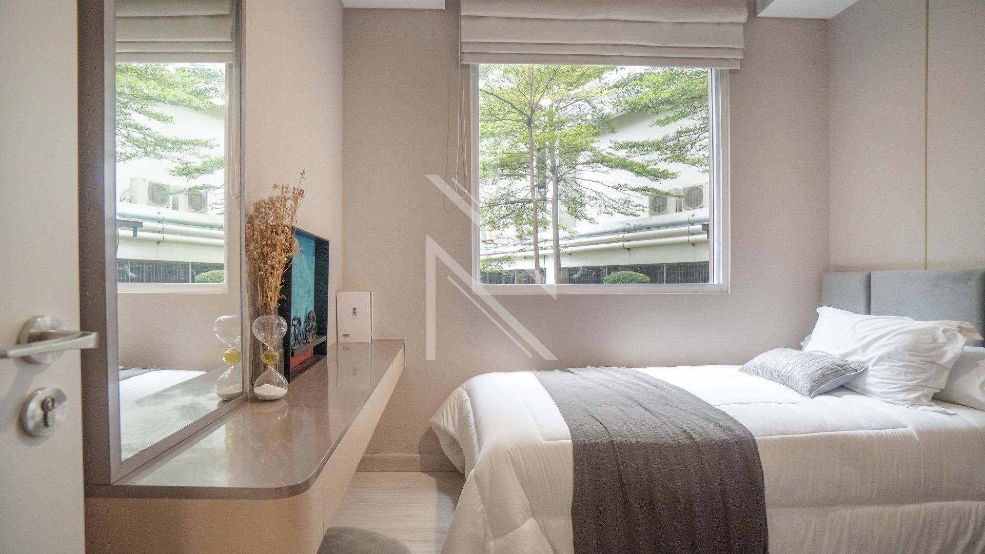 Cozy 2BR Home for Practical City Living
