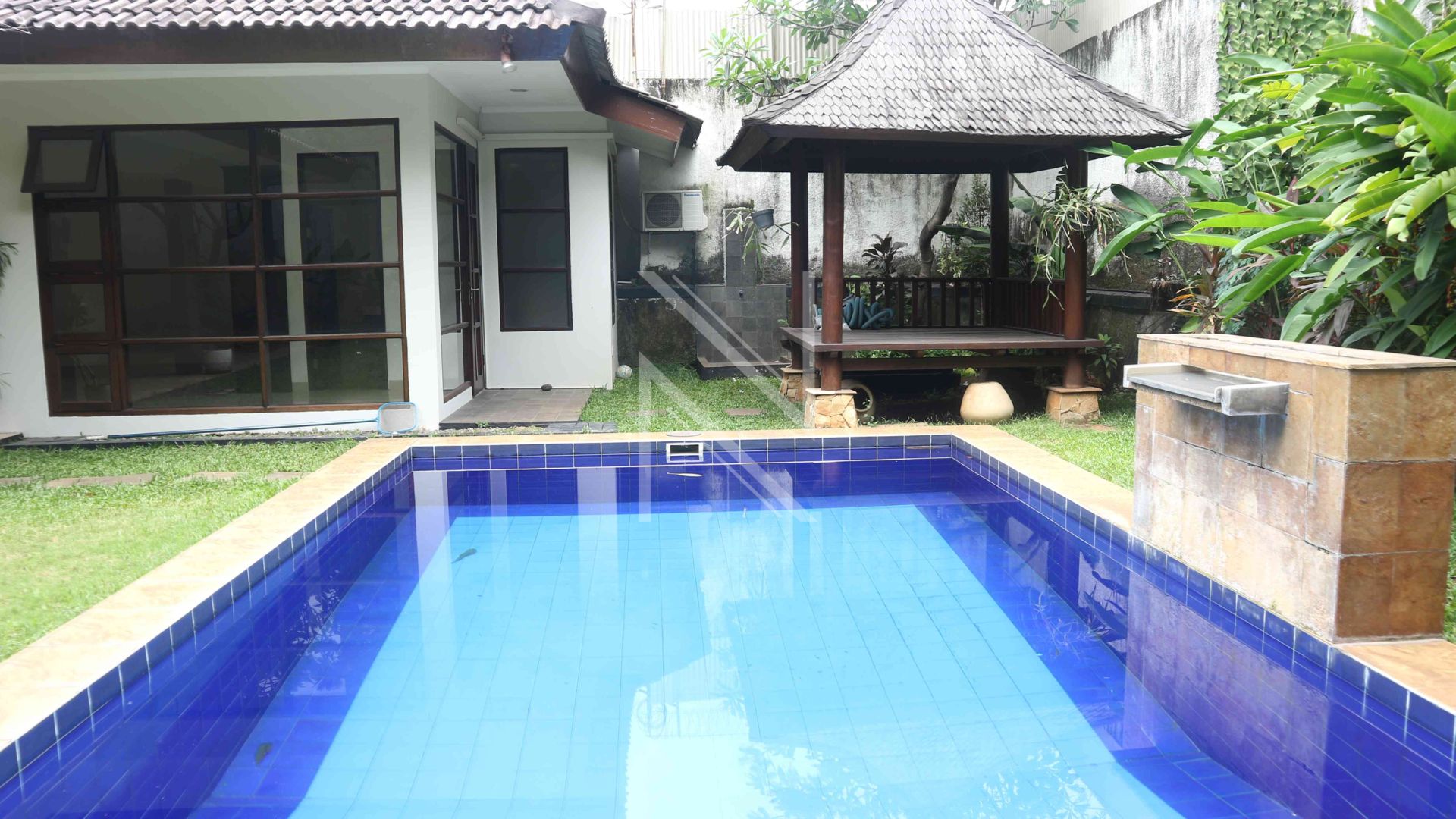Prestigious 4BR Family House with Private Garden