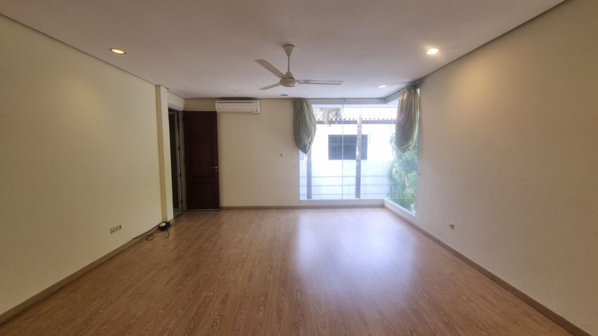 KENCANA INDAH 2 TF 1 NO.1-4BR-BEDROOM 3 Exclusive 4BR Private Home at Pondok Indah