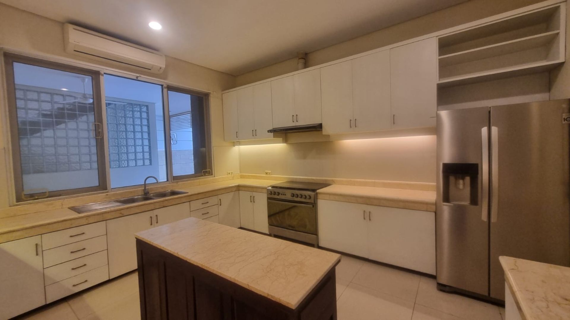 KENCANA INDAH 2 TF 1 NO.1-4BR-KITCHEN AREA ANGLE 1 Exclusive 4BR Private Home at Pondok Indah