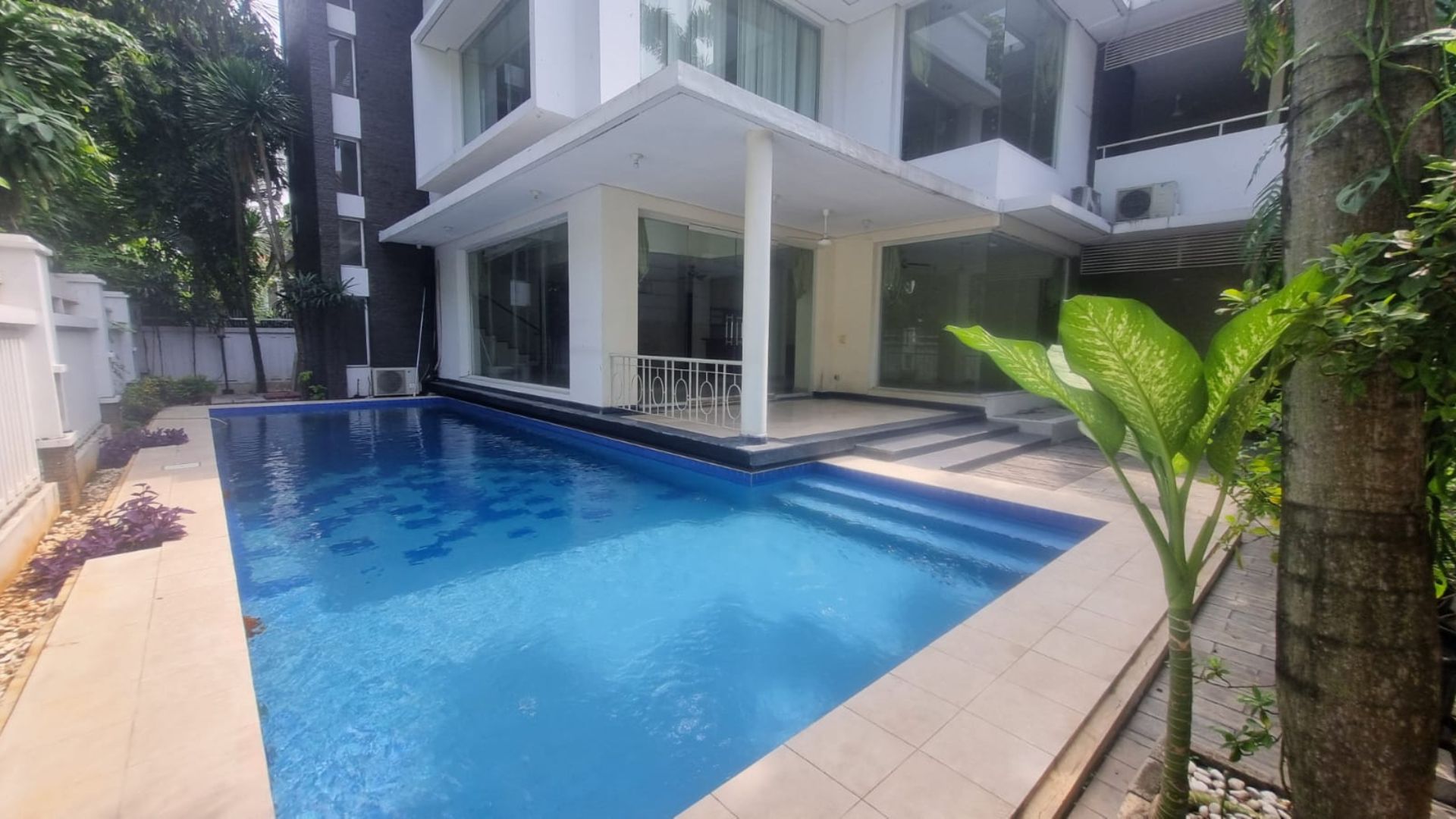 KENCANA INDAH 2 TF 1 NO.1-SWIMMING POOL ANGLE 2 KENCANA INDAH 2 TF 1 NO.1-SWIMMING POOL ANGLE 2