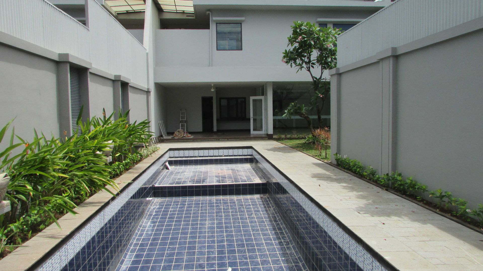 Prestigious 4BR Living Home in Cilandak