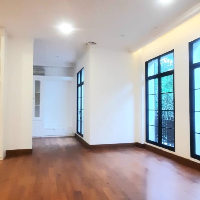 Kebayoran Baru - Cisanggiri No 11 - Another Bedroom.jpg
