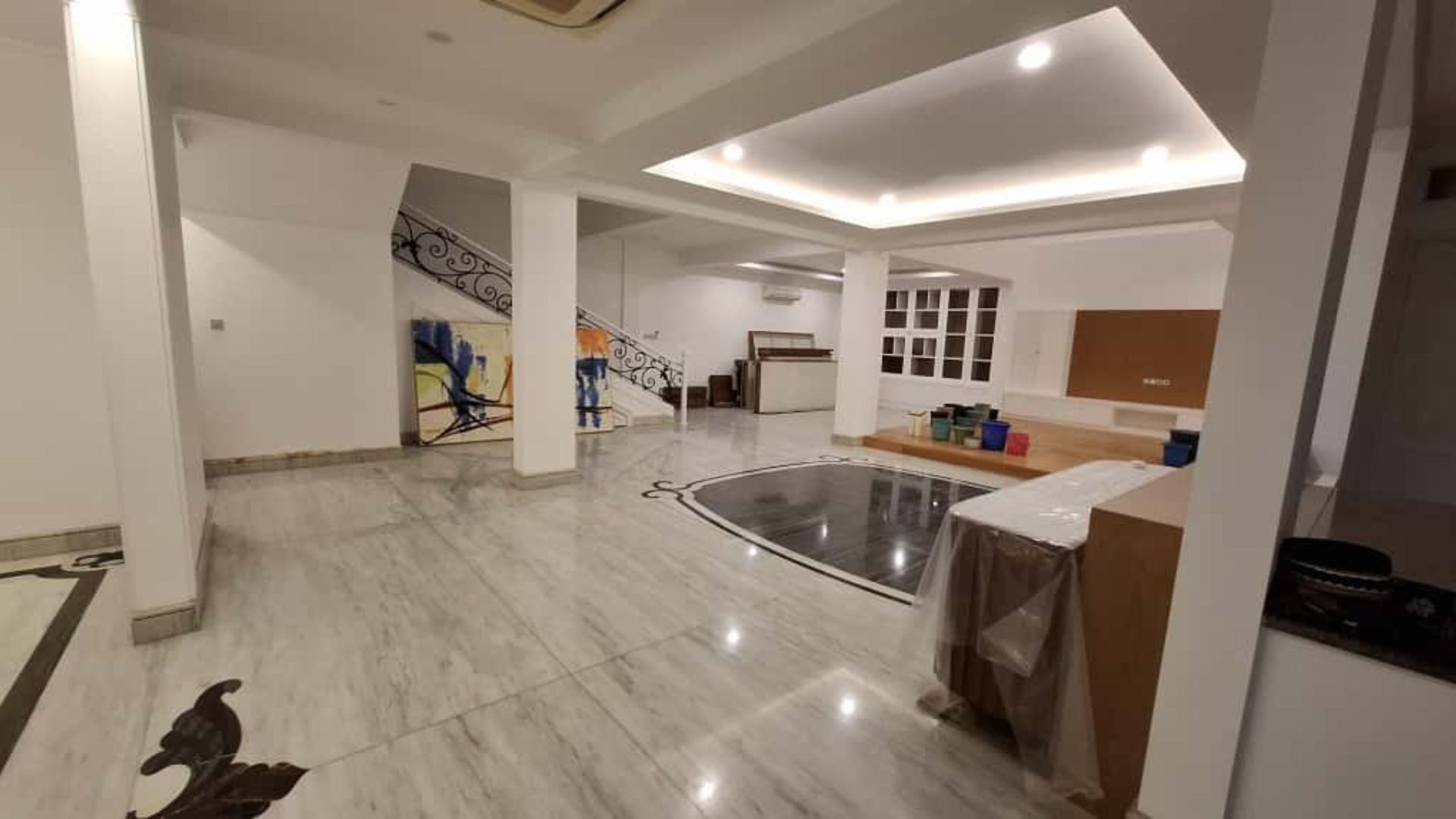 Modern 4BR Family Home in Kebayoran Baru