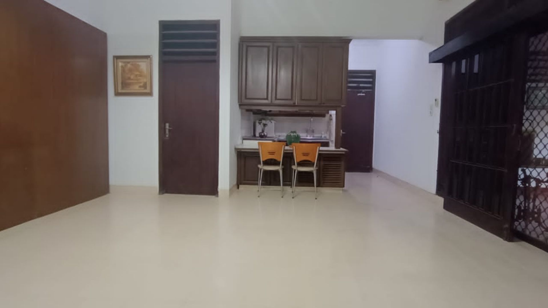 Stylish 3BR Urban Home at Kebayoran Baru