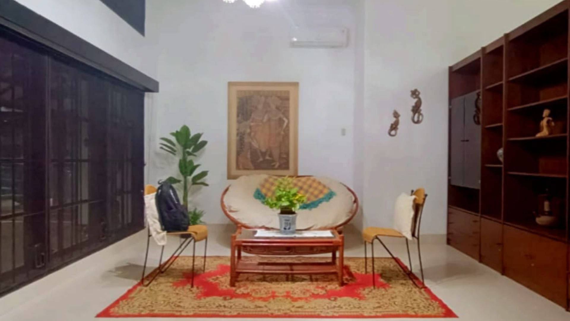 LAMANDAU NO. 13-3BR-LIVING AREA