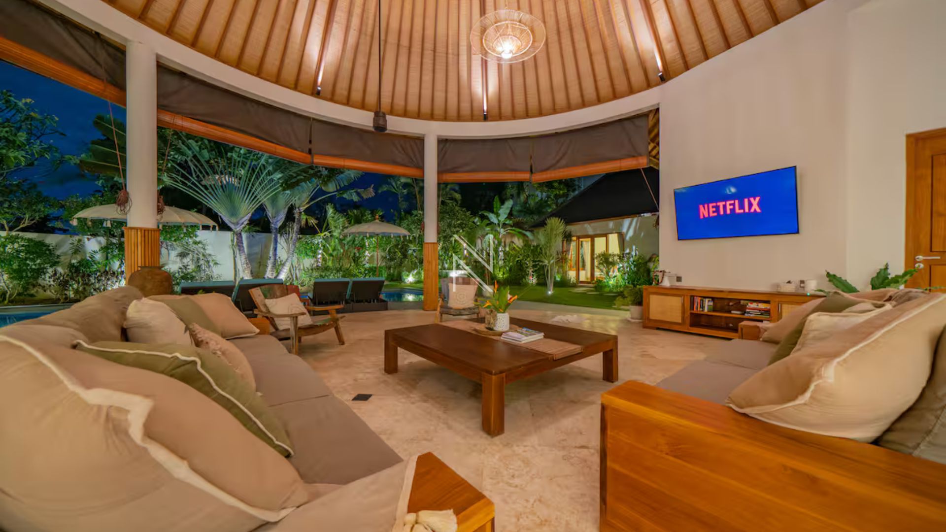 Lea Bali – Living Area 2 Spacious 5BR Stay at Villa Lea