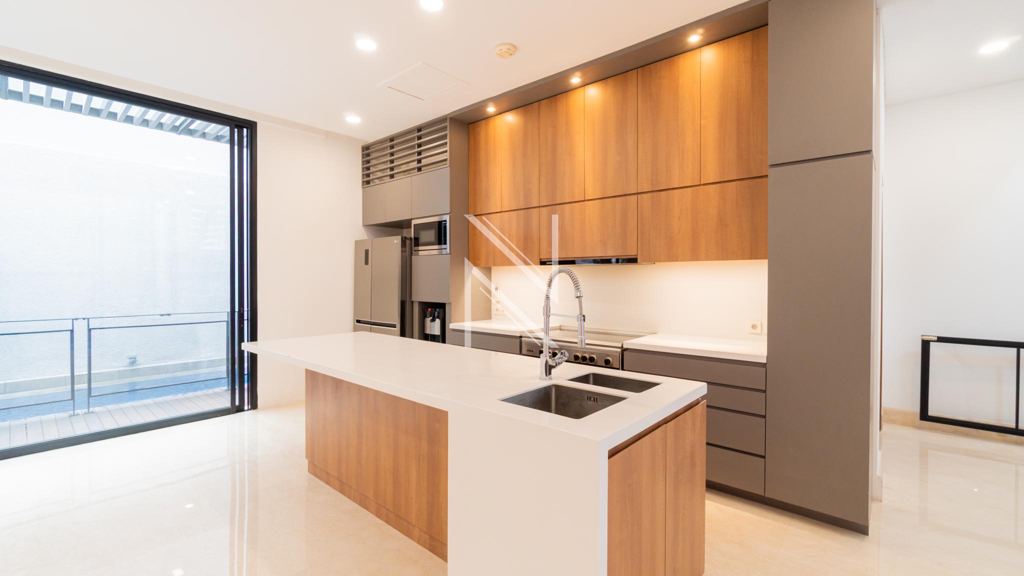 Elegant 4BR Home for Family – Kebayoran Baru