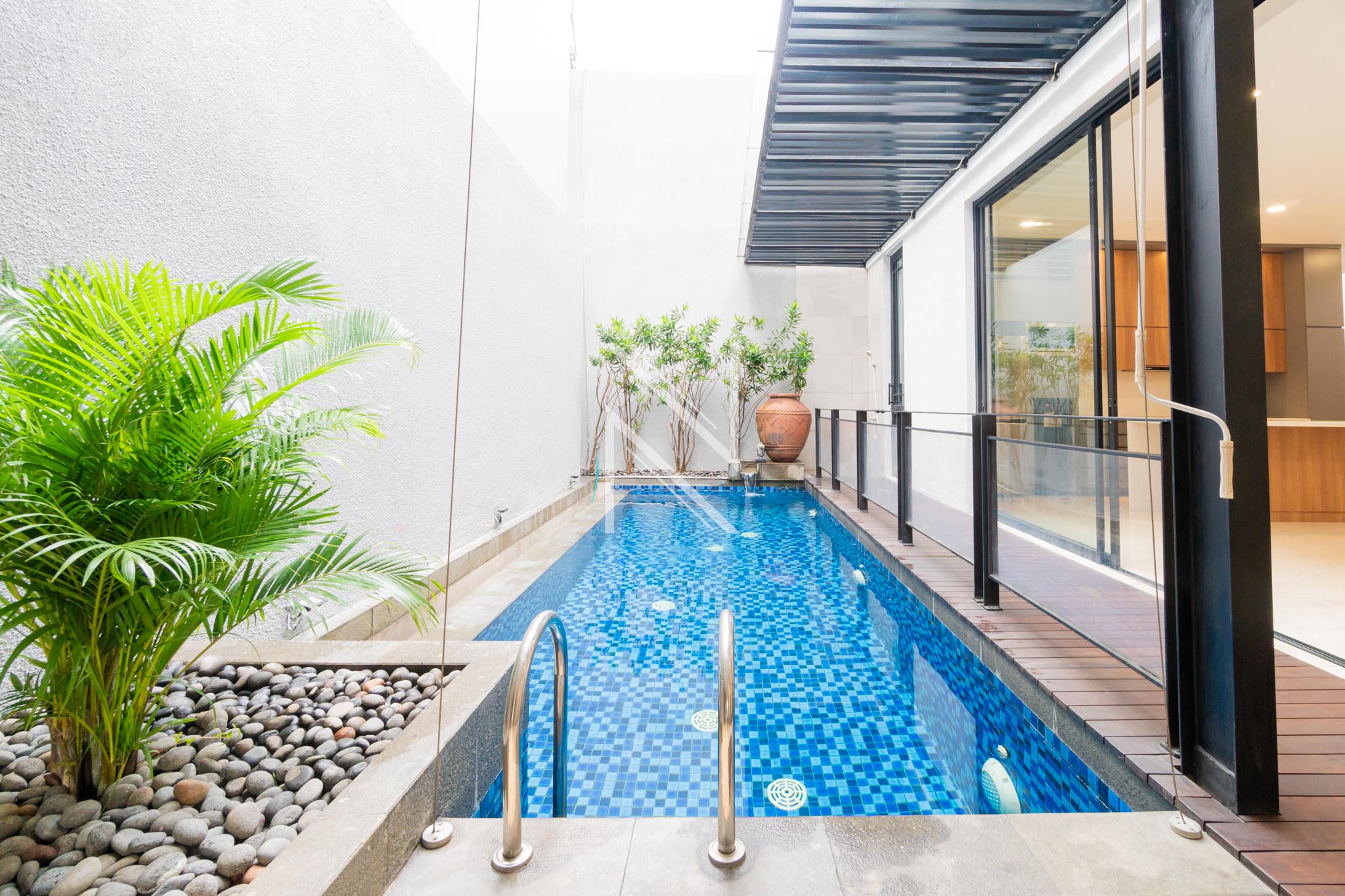 MENDAWAI-4BR-SWIMMING POOL