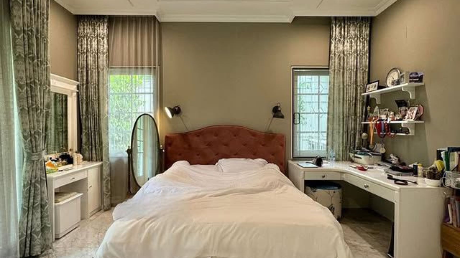 Grand 5BR Residence for Central Stay – Menteng