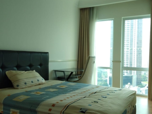 PAKUBUWONO RESIDENCE 18C-3BR-BEDROOM 2