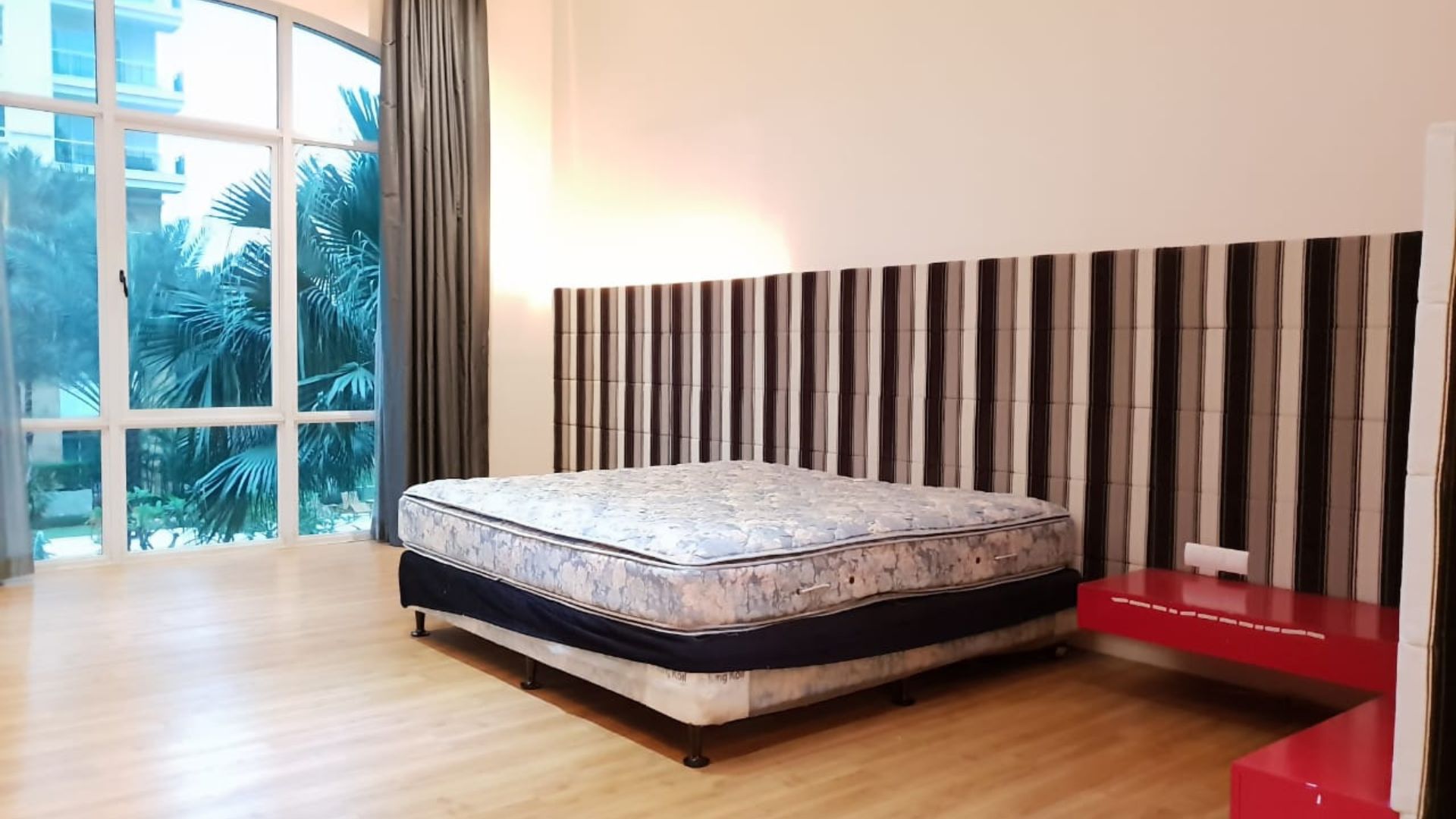 PAKUBUWONO RESIDENCE 1A-4BR-BEDROOM 1 Premium 4BR Living at Pakubuwono Residence