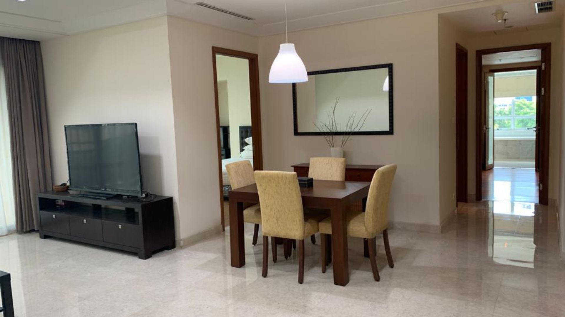 PAKUBUWONO RESIDENCE-2BR-DINING AREA Contemporary 2BR Comfort at Pakubuwono Residence