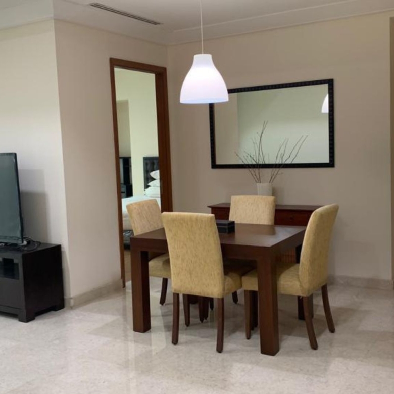 PAKUBUWONO RESIDENCE-2BR-DINING AREA