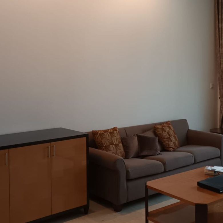 PAKUBUWONO RESIDENCE-2BR-LIVING AREA