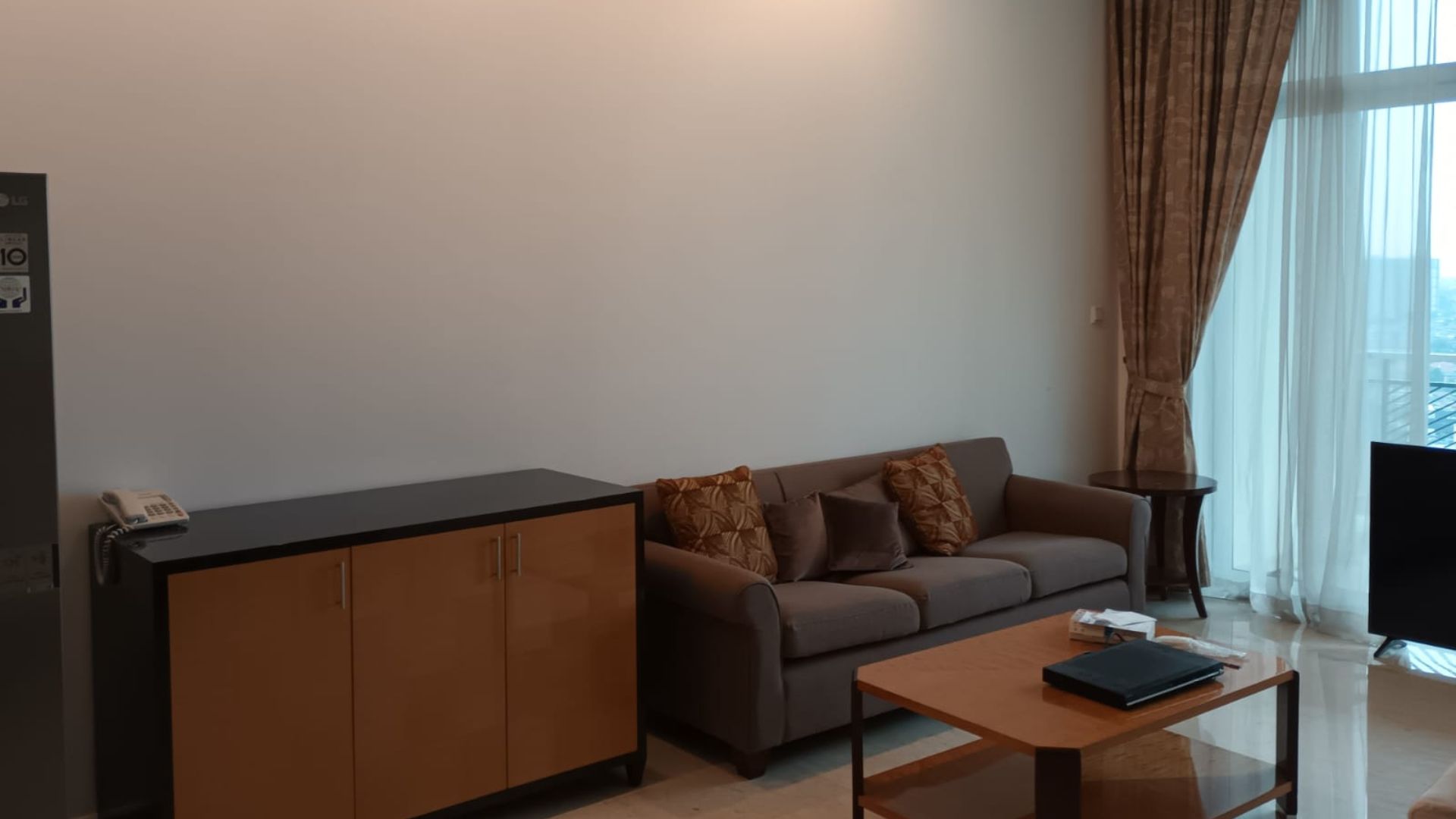 PAKUBUWONO RESIDENCE-2BR-LIVING AREA PAKUBUWONO RESIDENCE-2BR-LIVING AREA