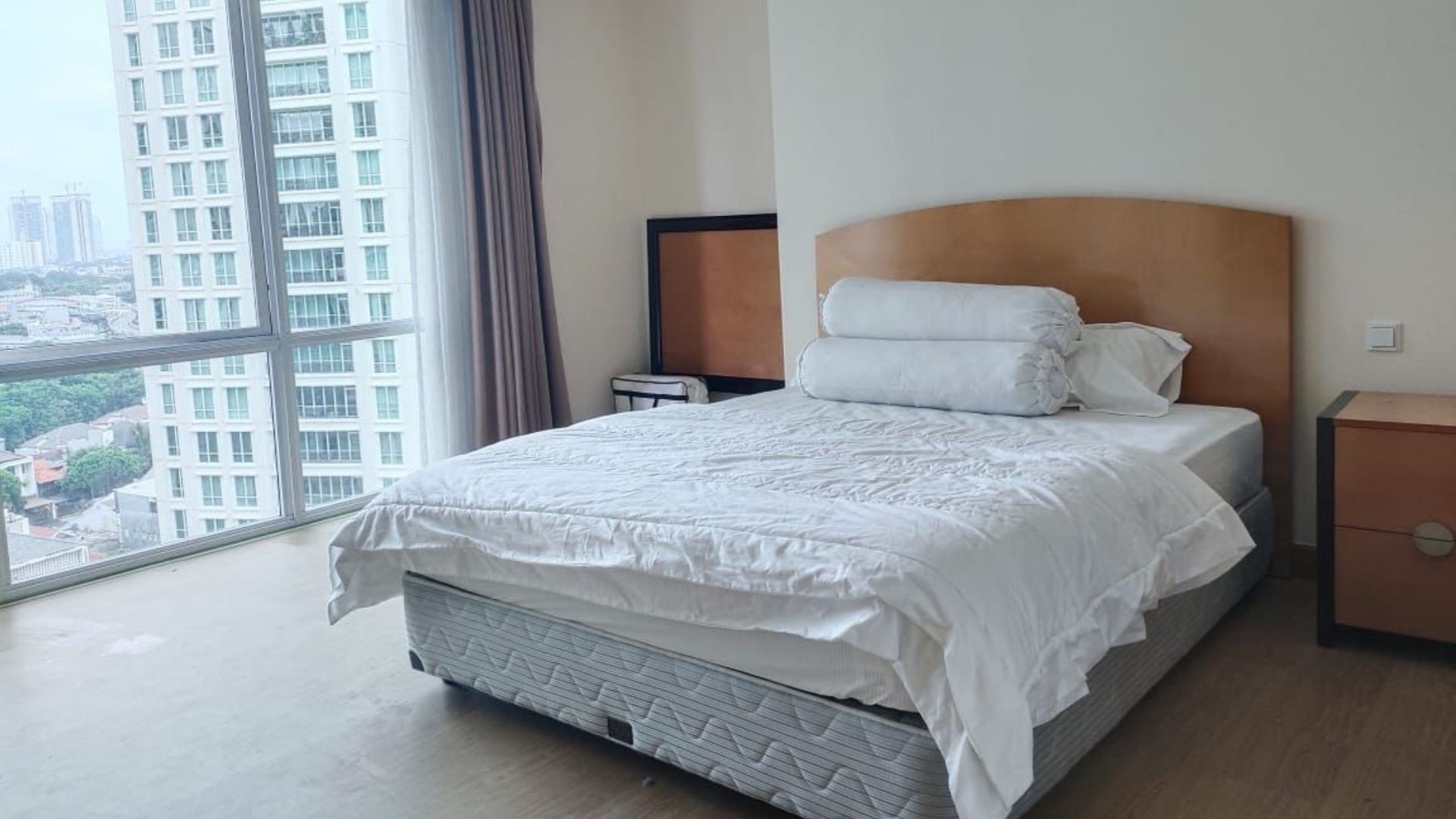 PAKUBUWONO RESIDENCE-3+1BR-BEDROOM 2 Premium 3+1BR Living at Pakubuwono Residence