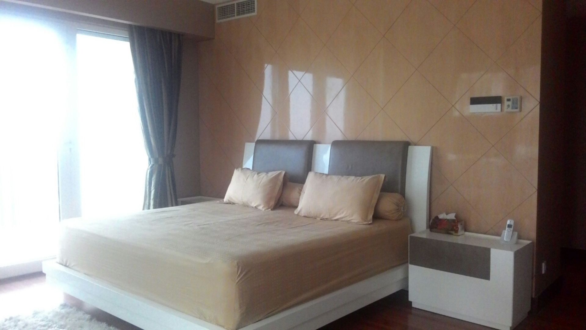 PAKUBUWONO RESIDENCE-3BR-BEDROOM Luxury 3BR Living at Pakubuwono Residence