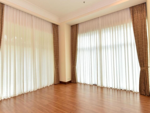 PAKUBUWONO RESIDENCE-4BR-BEDROOM