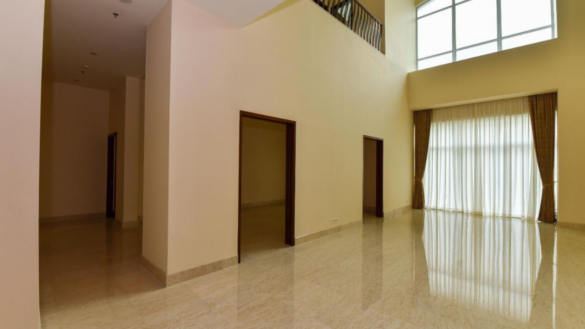 Grand 4BR Family Comfort – Pakubuwono Residence