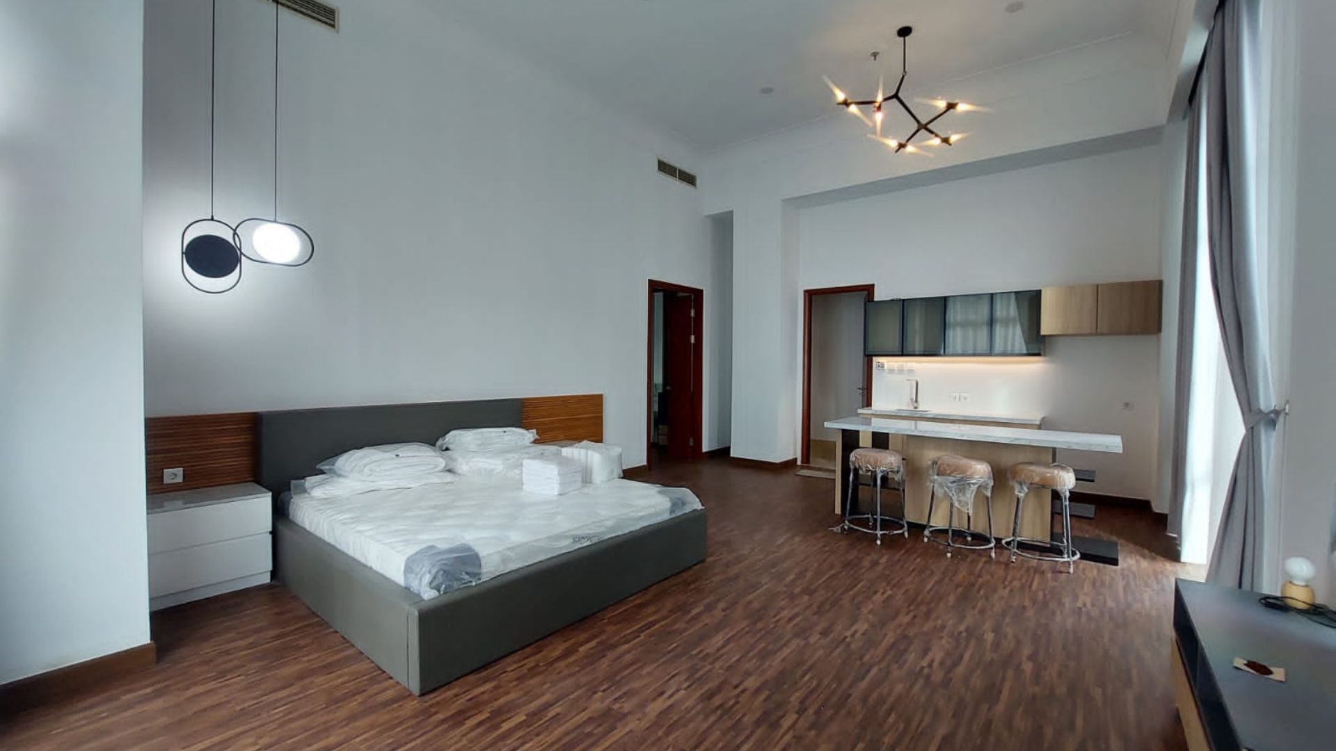 PAKUBUWONO RESIDENCE-5BR-BEDROOM 1 Grand 5BR Family Residence in Pakubuwono