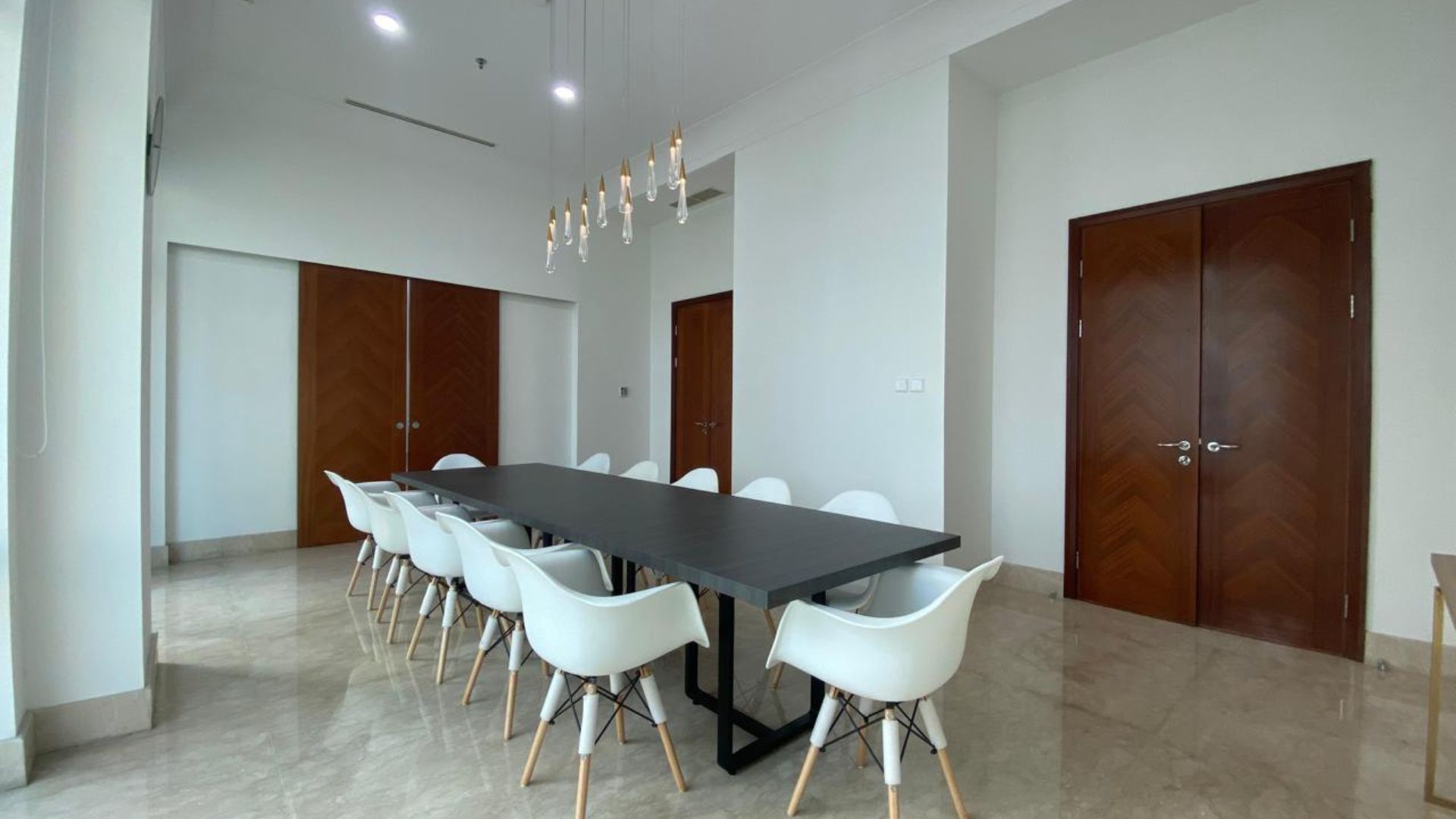 Prestigious 5BR Family in Pakubuwono Residence