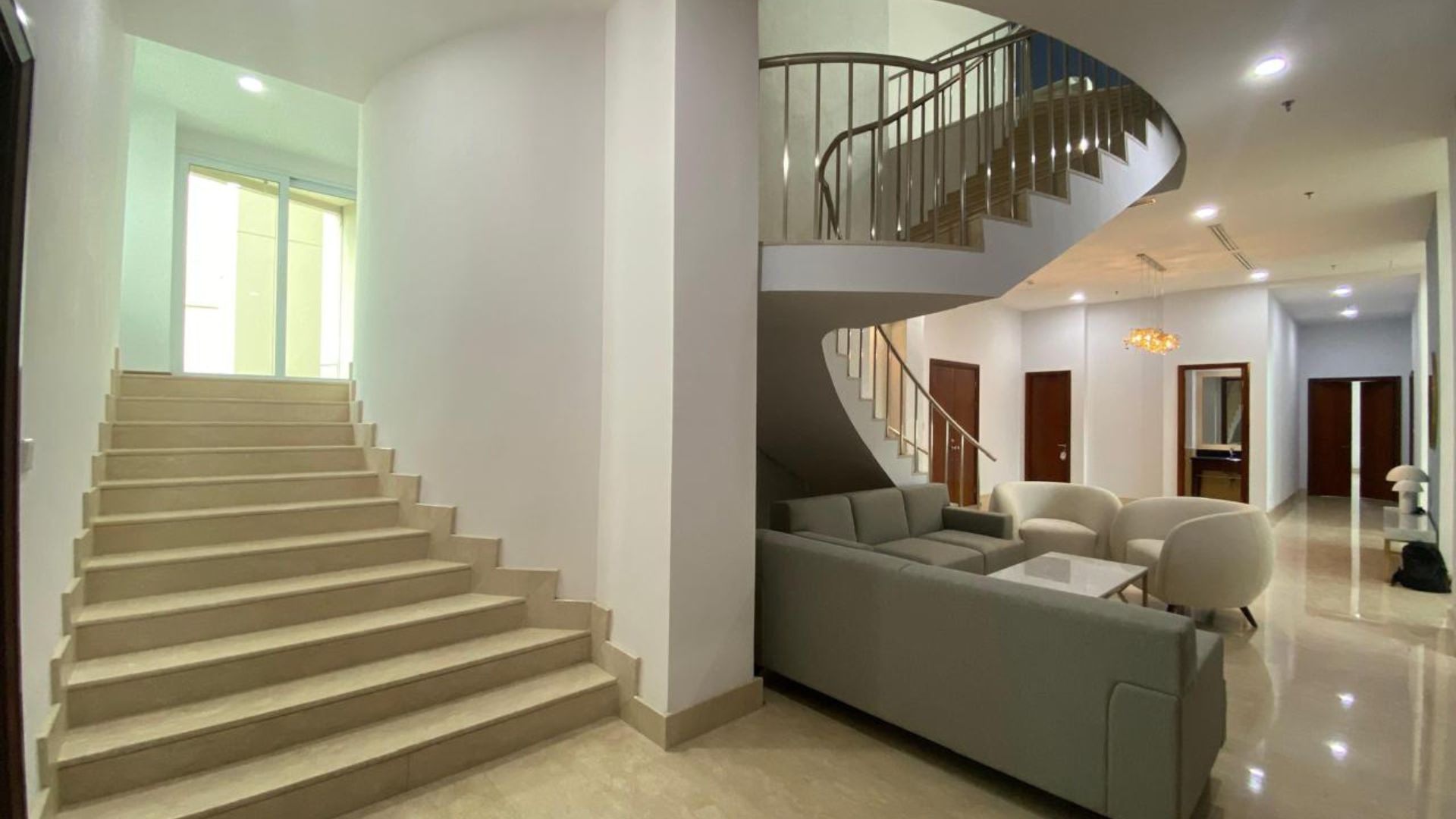 Prestigious 5BR Family in Pakubuwono Residence