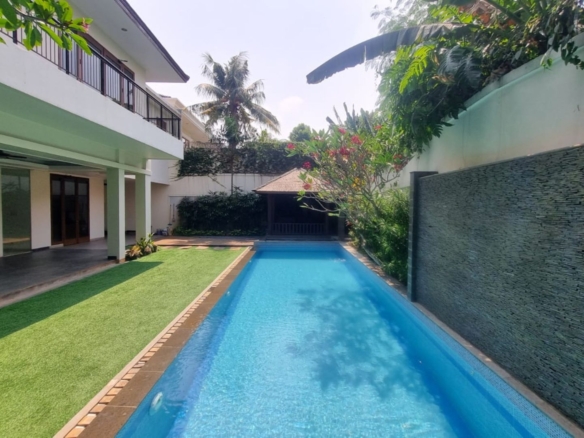 PEJATEN BARAT 2 NO 7A-5BR-SWIMMING POOL & BACKYARD