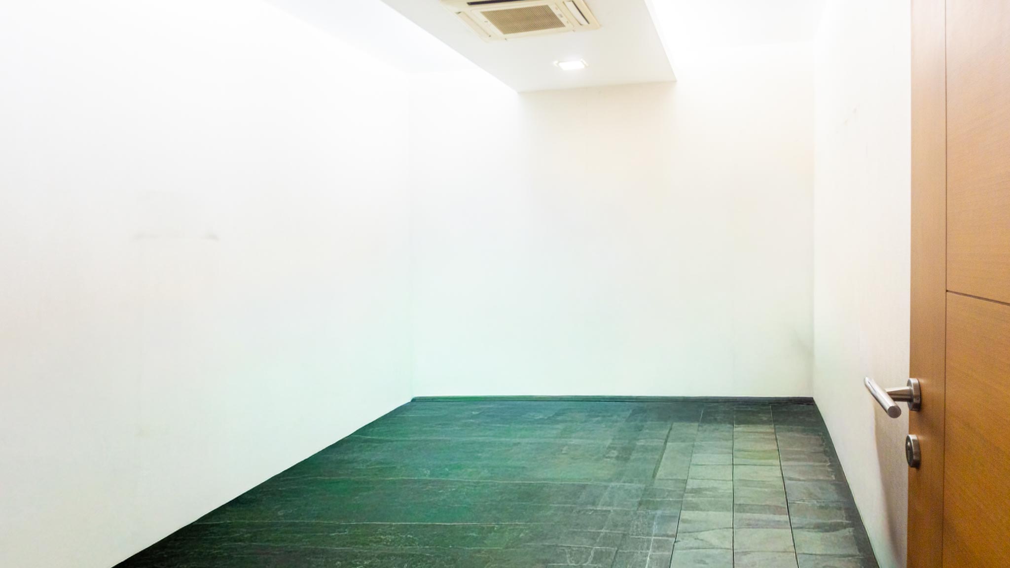 PIKKO OFFICE- Large Workspace at Sahid Sudirman Residence