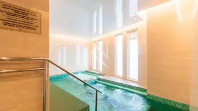 Swimming Pool at Verde Two