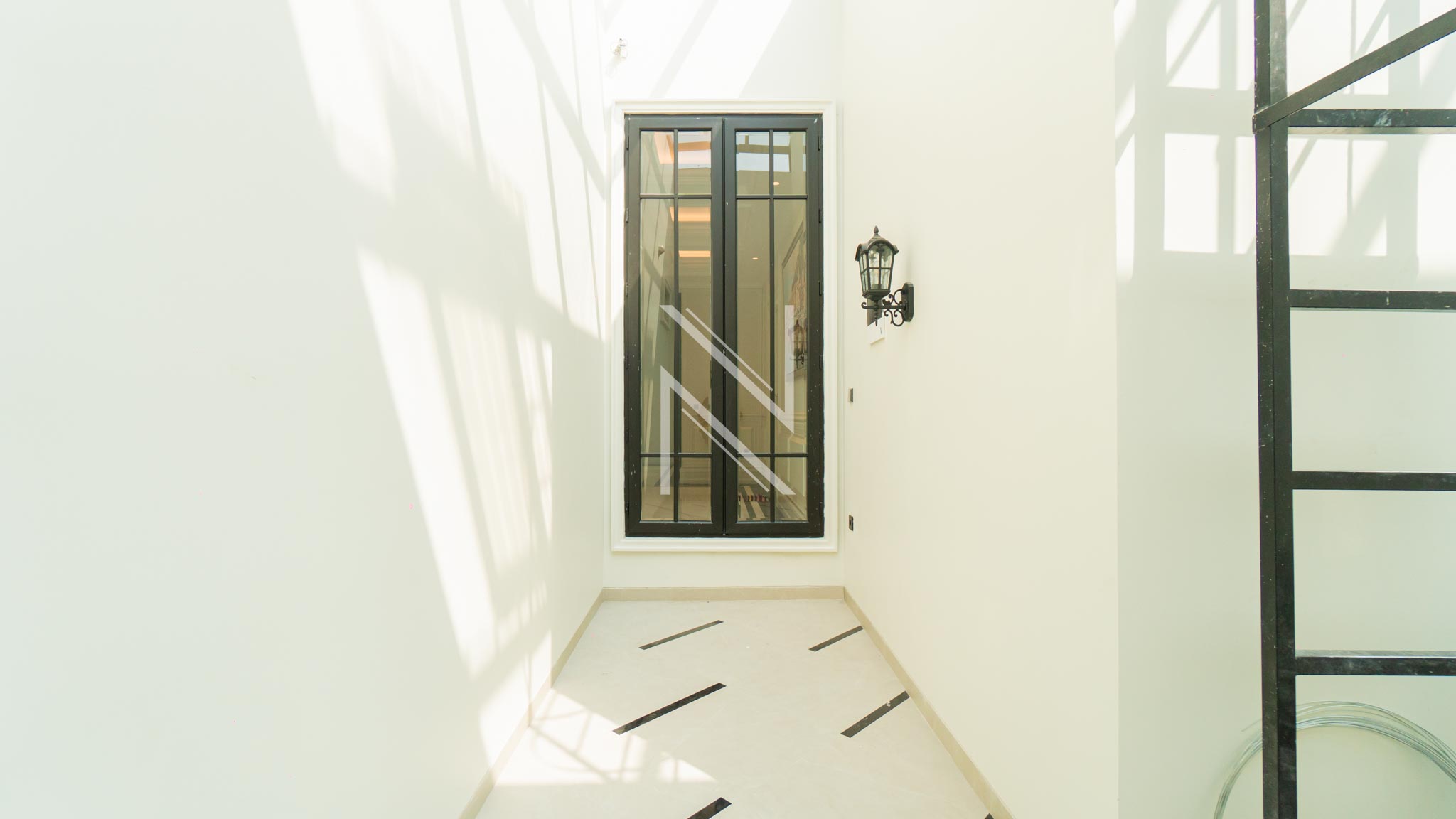 Elegant 4BR Family Home – Kebayoran Baru