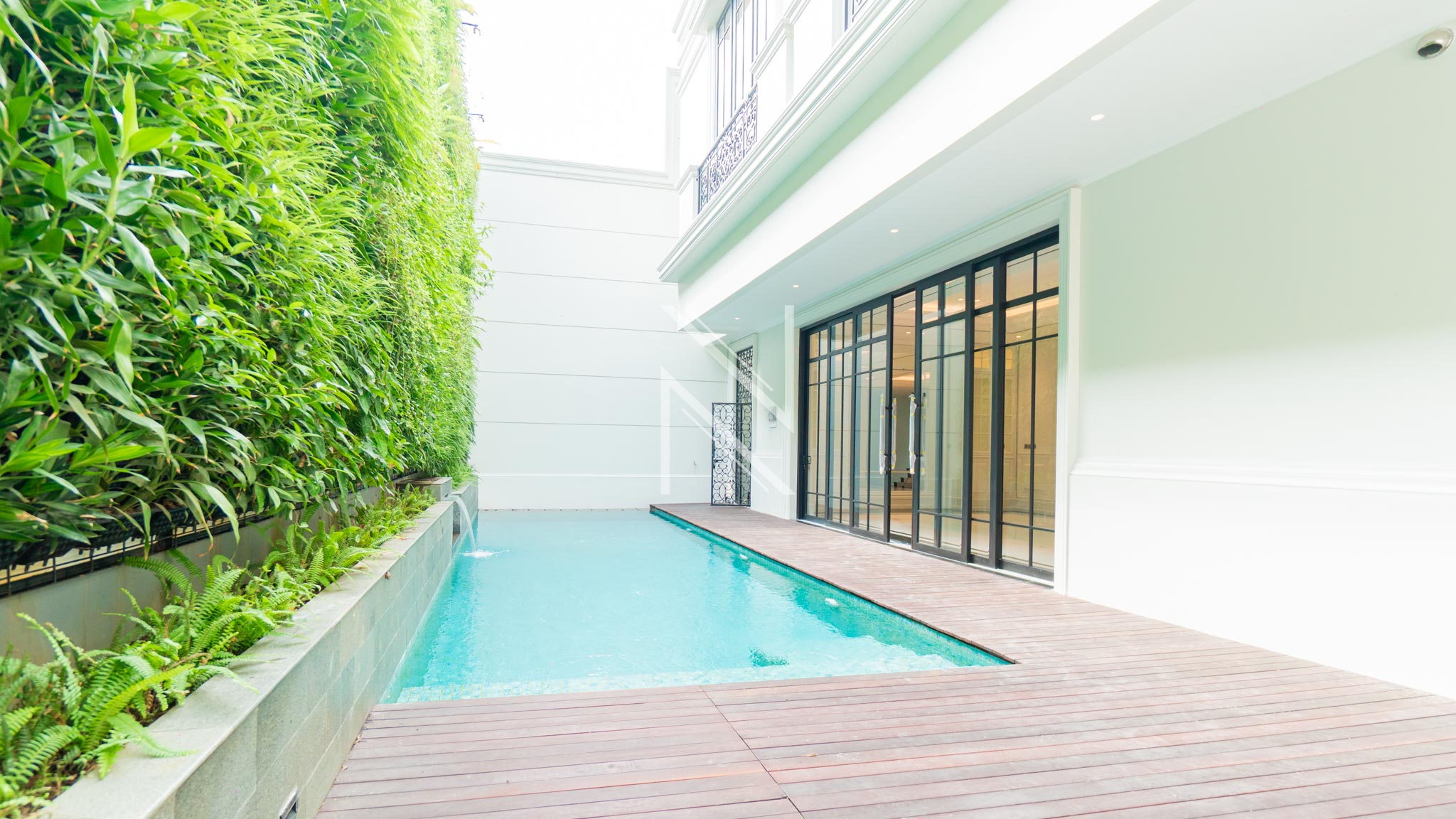 POLIM X NO.17-3BR-SWIMMING POOL & BACKYARD