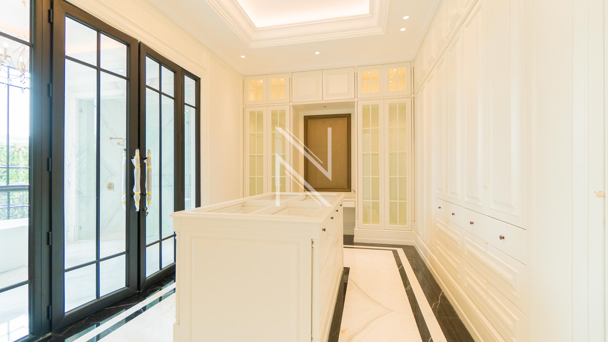 Elegant 4BR Family Home – Kebayoran Baru