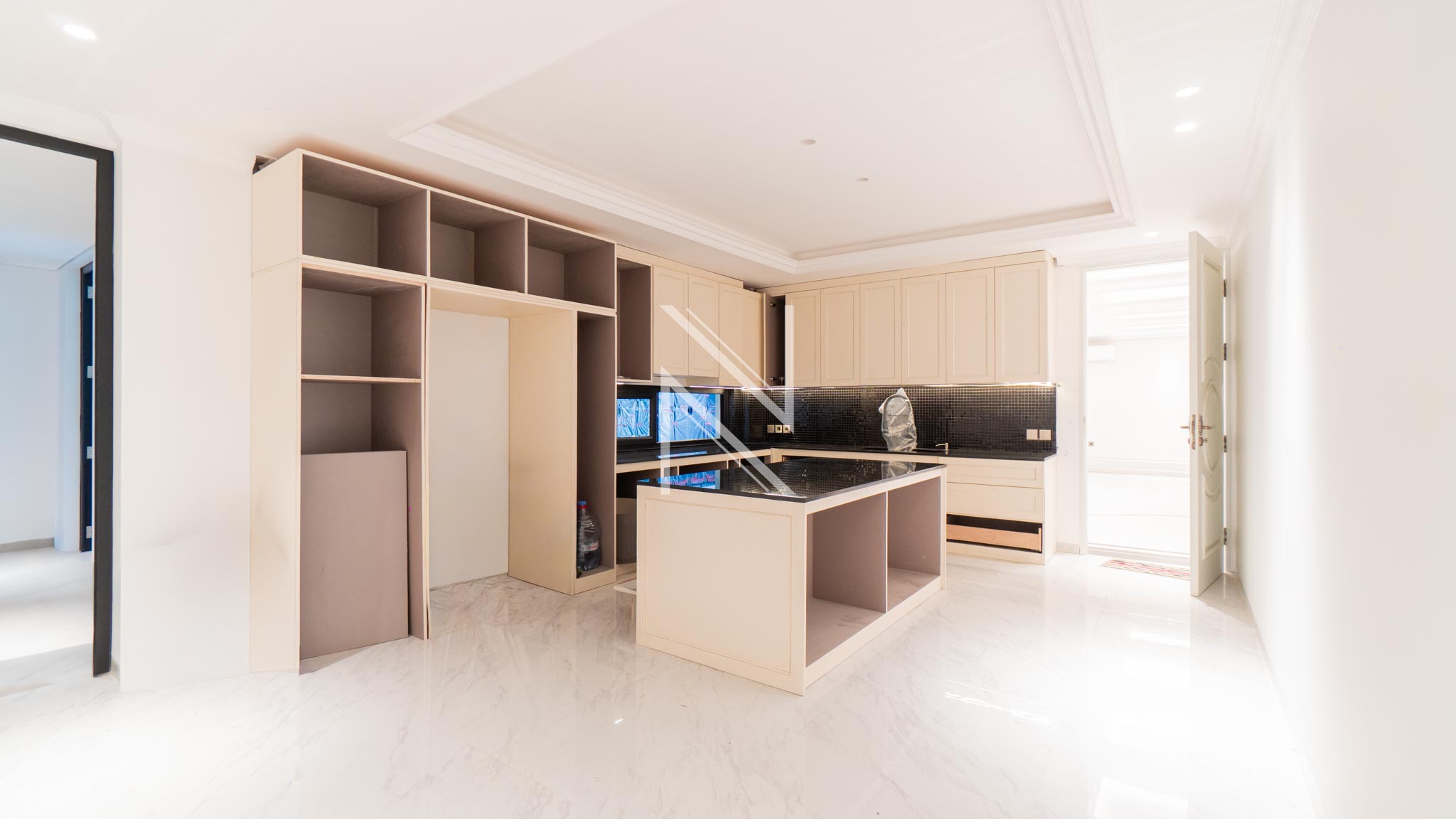 Elegant 4BR Family Home – Kebayoran Baru