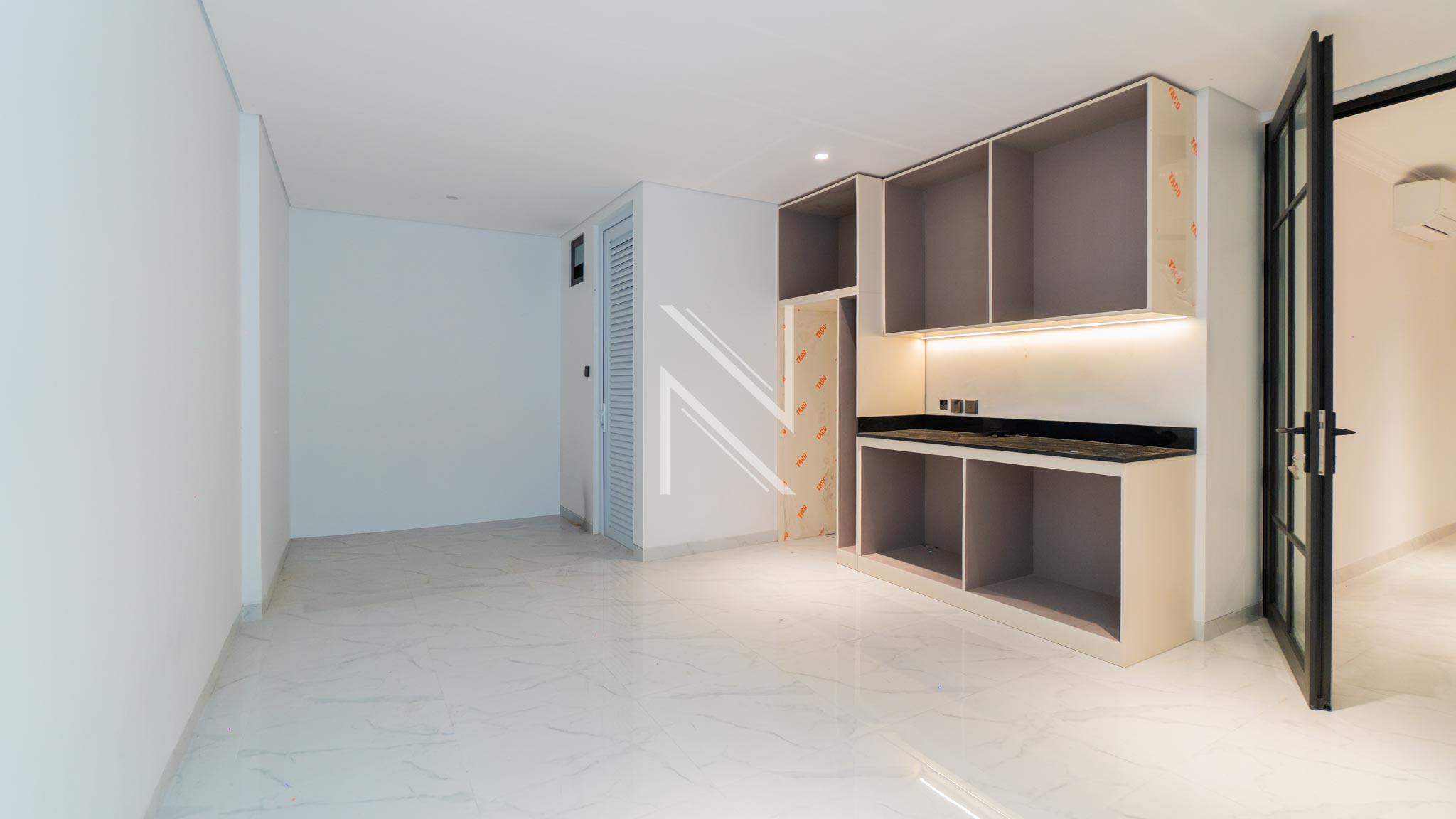 Elegant 4BR Family Home – Kebayoran Baru