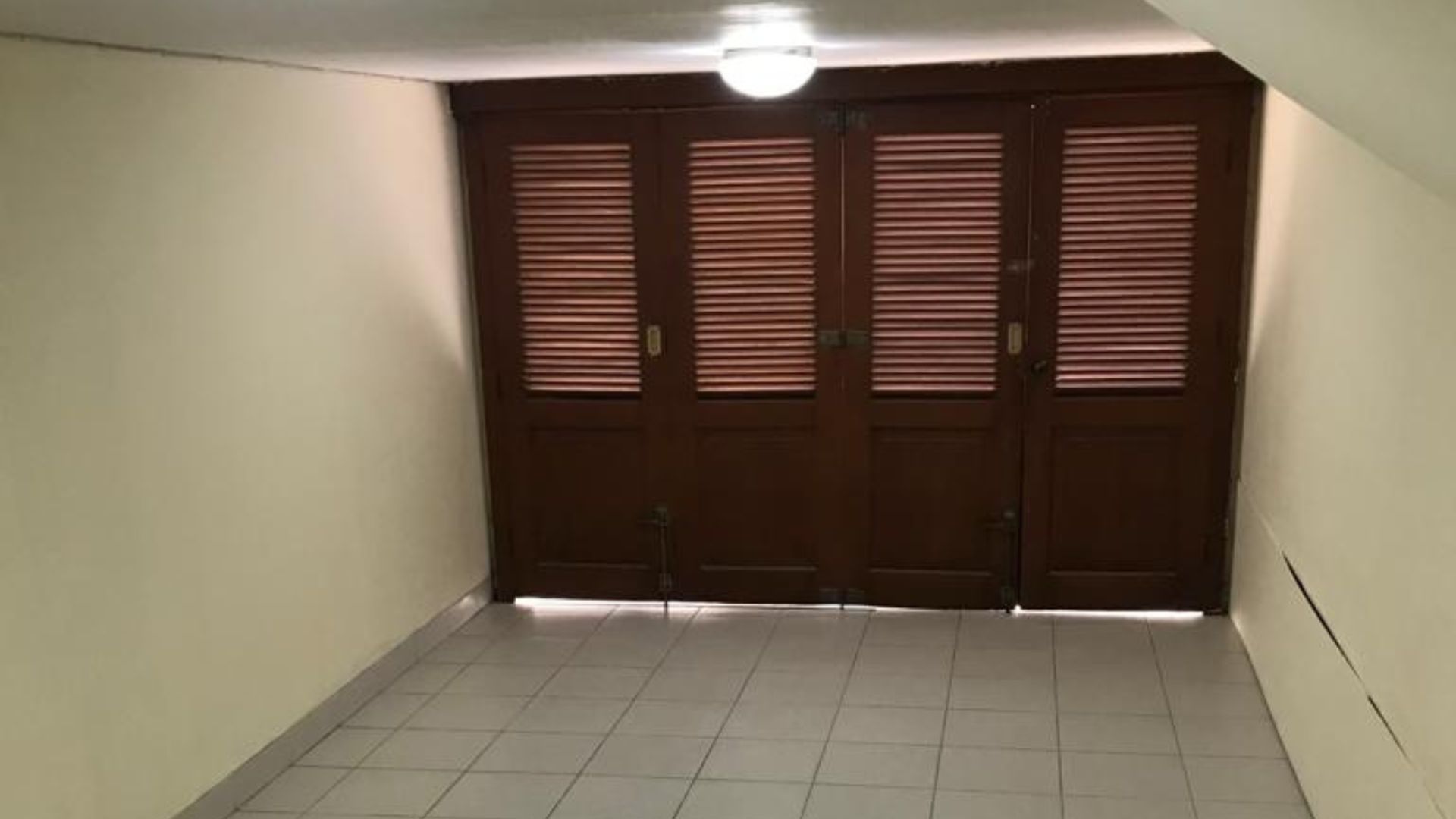 PONDOK INDAH-4BR-GARAGE Prestigious 4BR Family Home