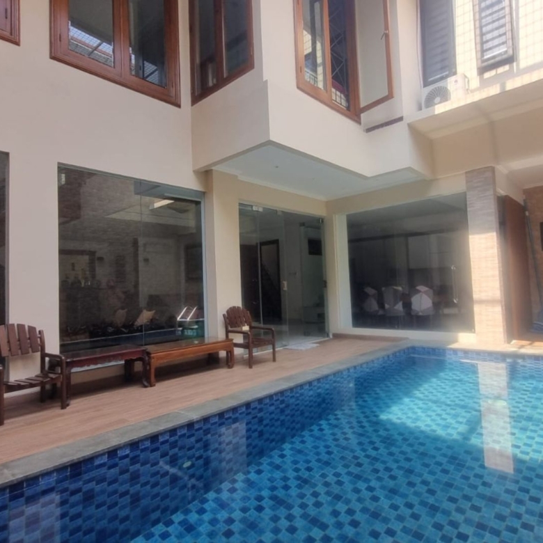 PONDOK INDAH-4BR-SWIMMING POOL (2)