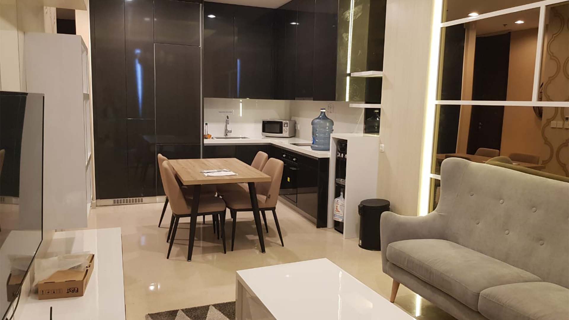 PONDOK INDAH RESIDENCE-1BR-DINING AREA Compact 1BR in Pondok Indah Residence
