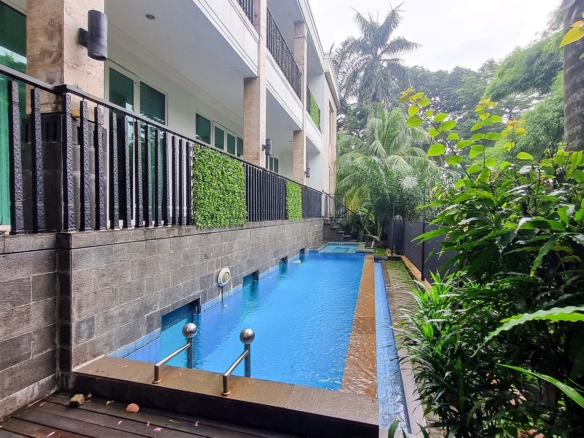 PURI MUTIARA 6-5BR-SWIMMING POOL