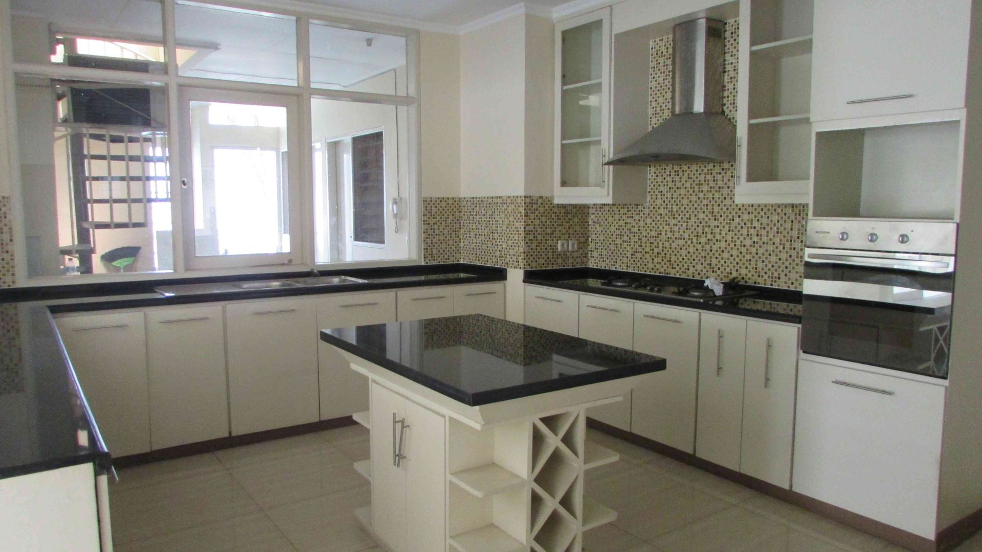 PURI SAKTI 2-4BR-KITCHEN AREA