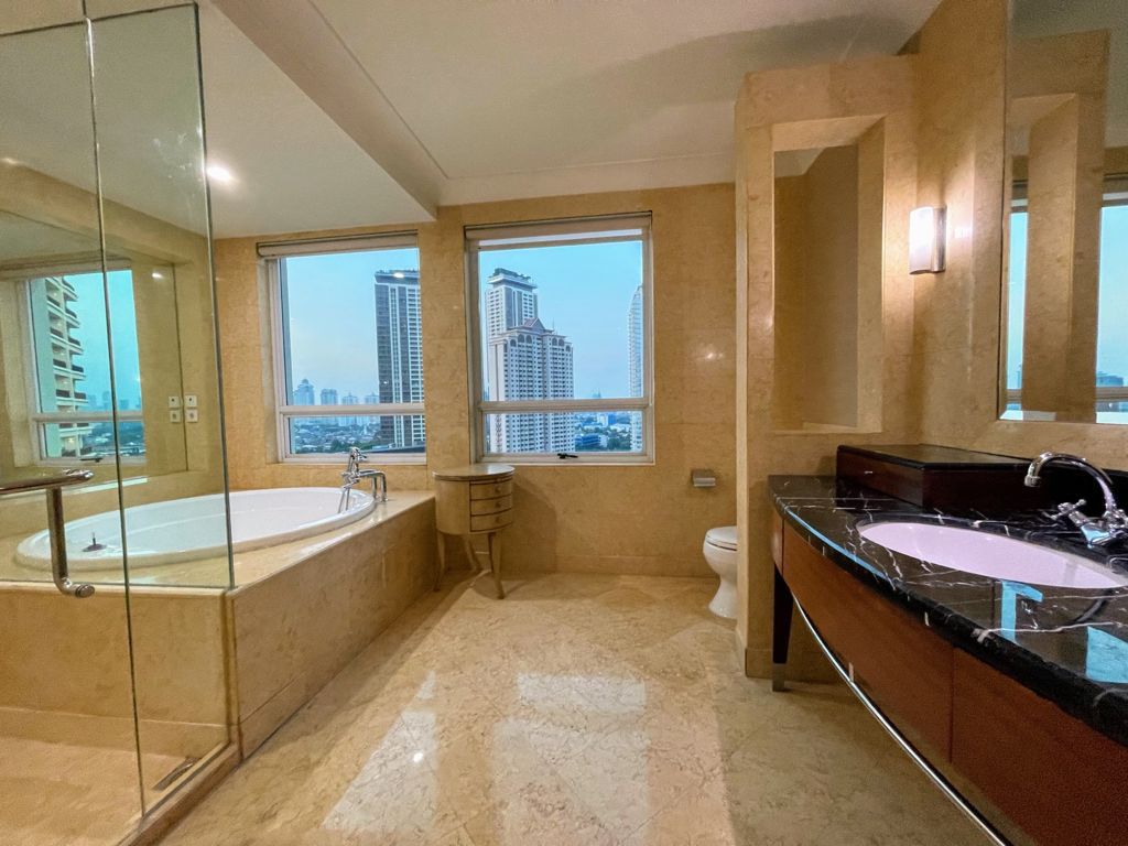 For Rent Apartment South Jakarta Kebayoran Baru – Prestigious 3BR Family Living in Pakubuwono Residence