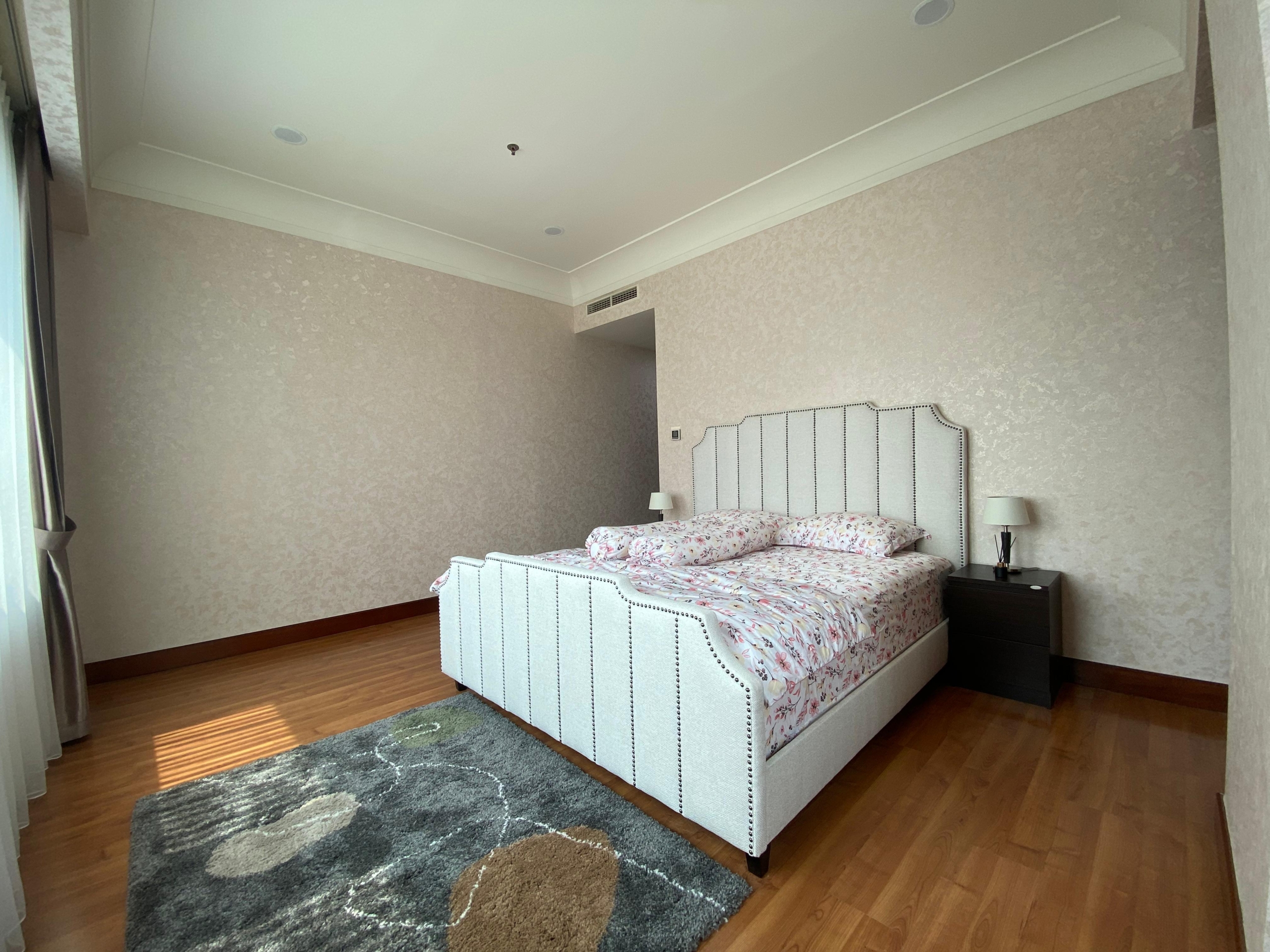 Pakubuwono Residence-3BR-Master Bedroom Elegant 3BR Family Living at Pakubuwono Residence