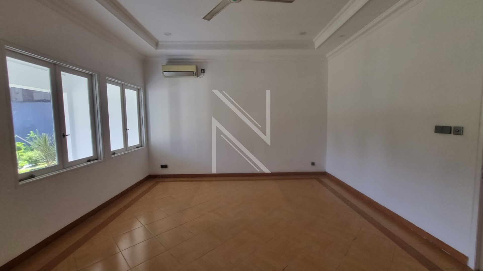 Pejaten Barat PJTN263 – BEDROOM2 Generous 5BR Family Living – Pejaten