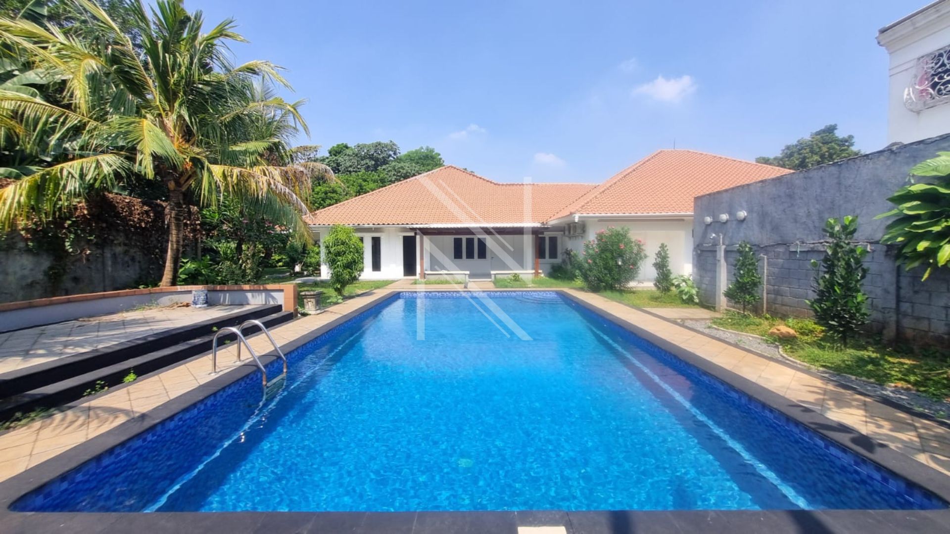 Pejaten Barat PJTN263 – SWIMMINGPOOL Pejaten Barat PJTN263 - SWIMMINGPOOL