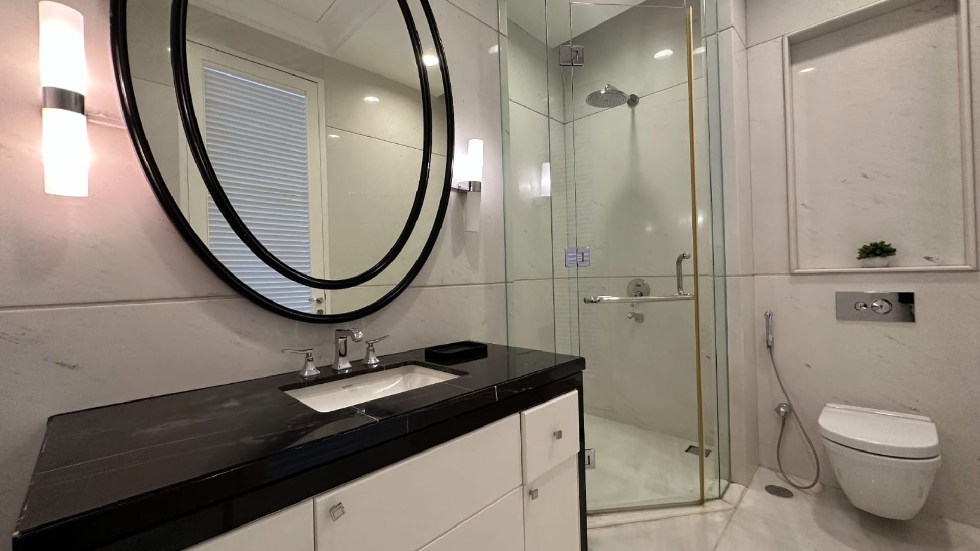 Luxurious 4BR Family Stay at Raffles Residence