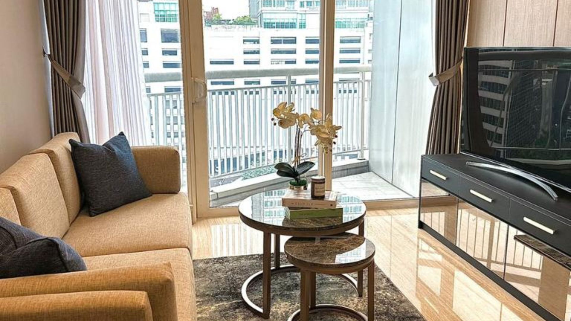 Modern 2BR Living at South Hills