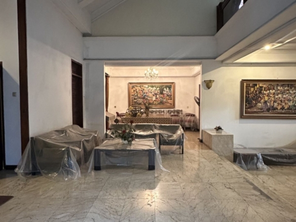 TEGAL NO.6-4BR-LIVING AREA