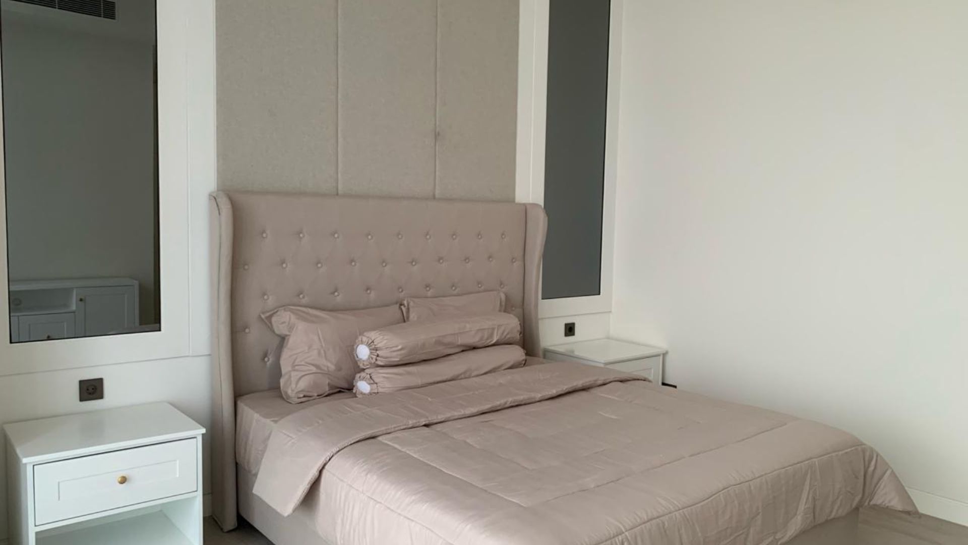 THE STATURE-3+1BR-BEDROOM 1 ANGLE 1 For Rent Apartment Central Jakarta Menteng – Elegant 3+1BR Residence at The Stature