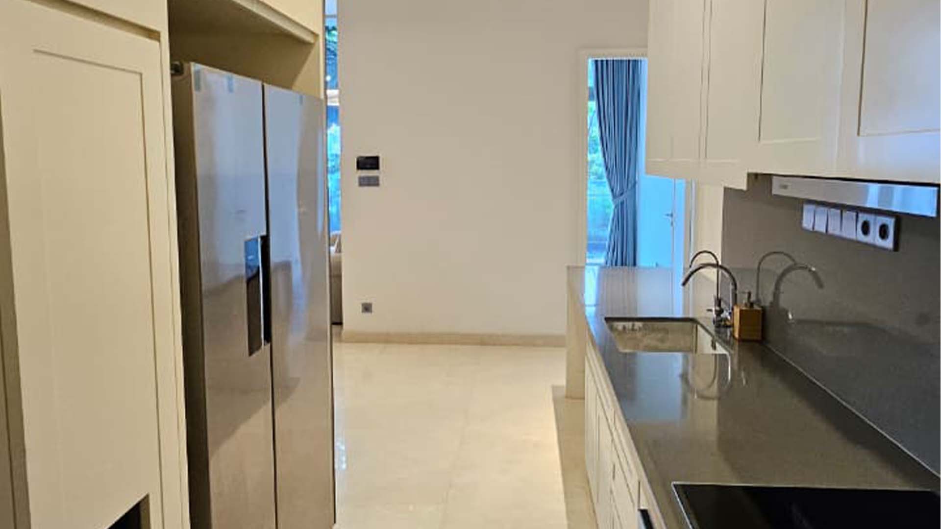 Spacious 3+1BR Residence at The Stature